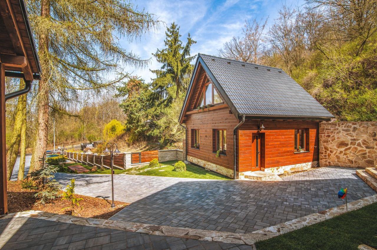 Montemira Villa Usti nad Labem Exterior photo